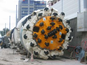 Brantho-Korrux_3in1_Bohrkopf_Tunnelbohrer