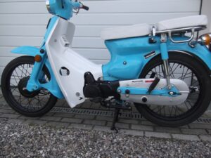 Brantho_Korrux_Nitrofest_3in1_S.Glasur_Moped